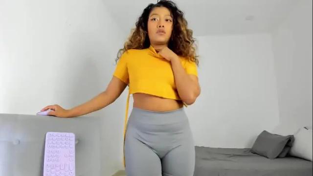 Image 6 of katnees_correa Stream on Chaturbate on 13 days ago