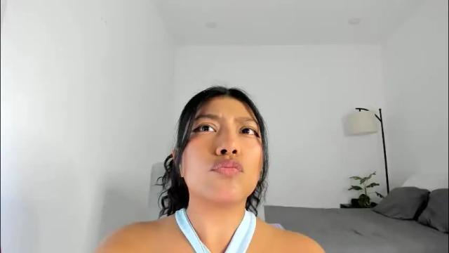 Image 2 of katnees_correa Stream on Chaturbate on 2 months ago