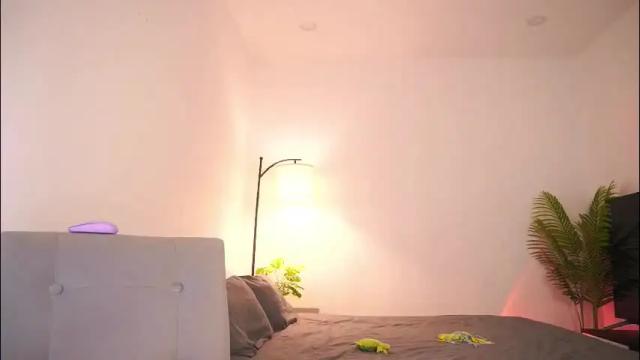 Image 10 of katnees_correa Stream on Chaturbate on 2 months ago