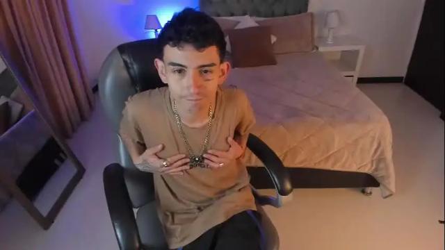 Image 4 of katnia_and_marcuz Stream on Chaturbate on 1 month ago