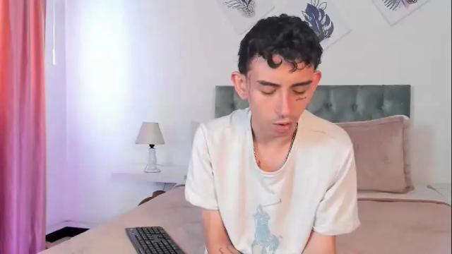 Image 10 of katnia_and_marcuz Stream on Chaturbate on 27 days ago