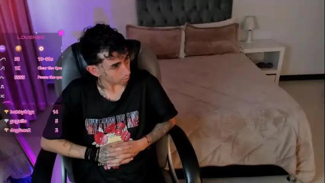 Image 10 of katnia_and_marcuz Stream on Chaturbate on 26 days ago