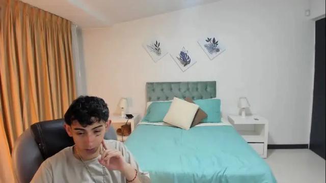 Image 8 of katnia_and_marcuz Stream on Chaturbate on 18 days ago