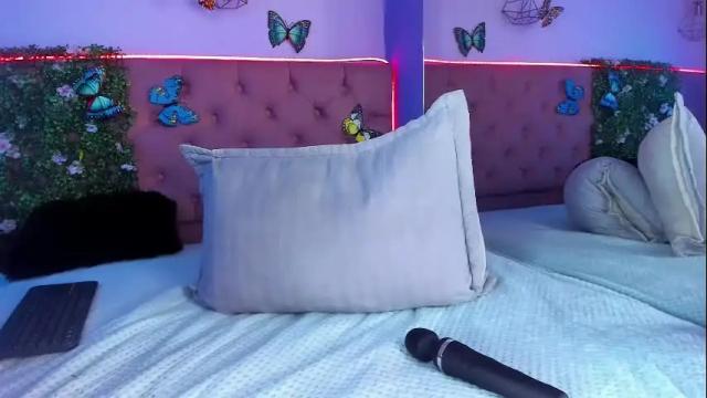 Image 10 of katniss_lovee_ Stream on Chaturbate on 9 days ago