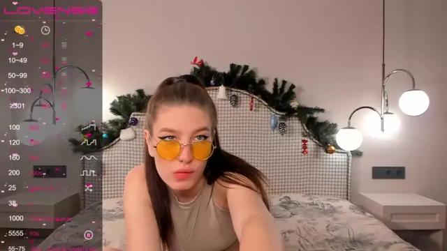 Image 2 of katnisseverdy Stream on Chaturbate on 19 months ago