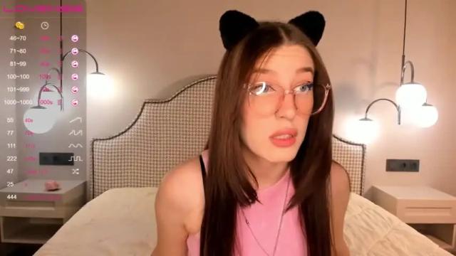 Image 6 of katnisseverdy Stream on Chaturbate on 18 months ago