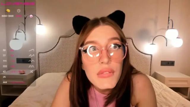Image 7 of katnisseverdy Stream on Chaturbate on 18 months ago
