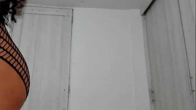 Image 12 of katrhin_66 Stream on Chaturbate on 4 days ago