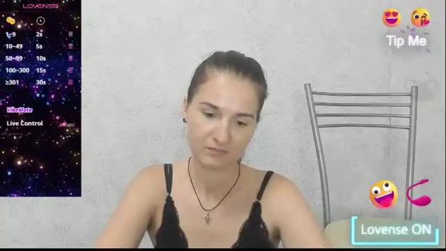 Image 4 of katrin_brook Stream on Chaturbate on 3 months ago