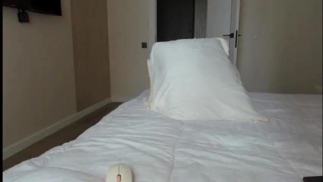 Image 4 of katrin_fit Stream on Chaturbate on 2 months ago