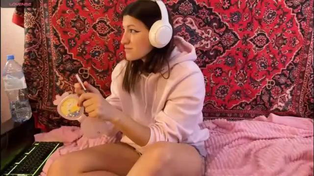 Image 12 of katrin_kristal Stream on Chaturbate on 13 days ago