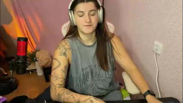 Image 7 of katrin_kristal Stream on Chaturbate on 1 month ago