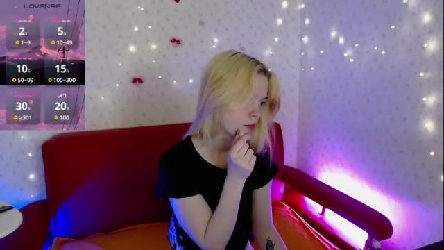 Image 2 of katrin_stone Stream on Chaturbate on 1 month ago