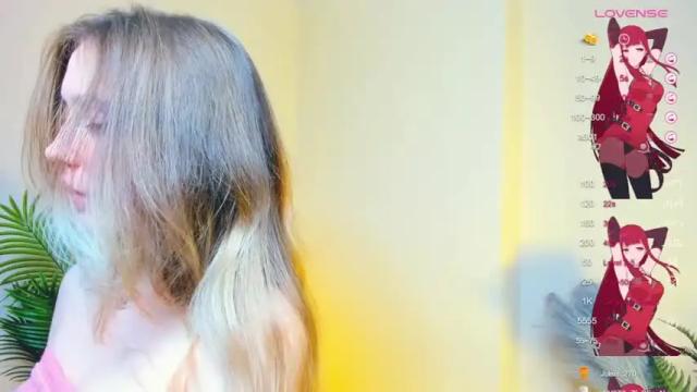 Image 2 of katrin_tangerine Stream on Chaturbate on 12 months ago