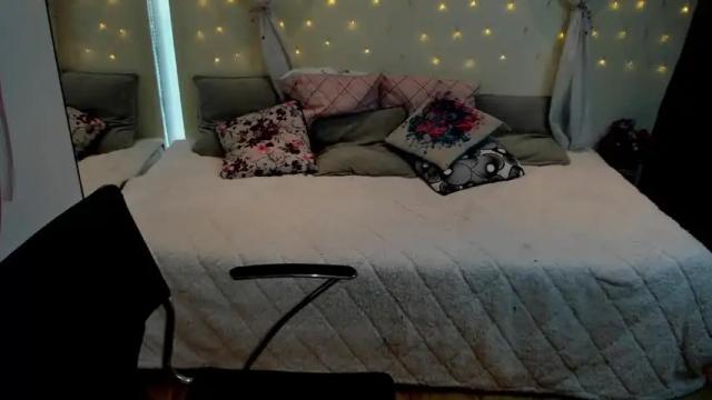 Image 12 of katrinavillaloboss Stream on Chaturbate on 18 months ago