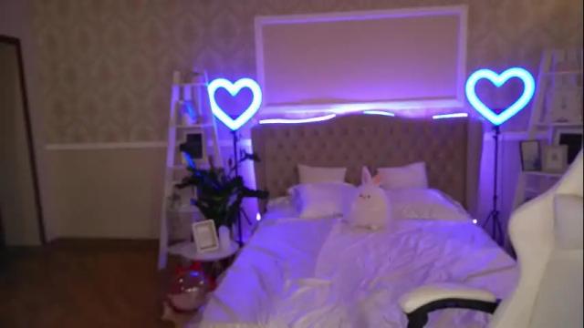 Image 12 of katrinmoonn Stream on Chaturbate on 28 days ago
