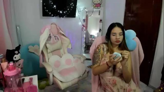 Image 6 of katrinrosex Stream on Chaturbate on 13 days ago