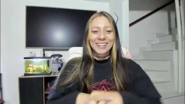 Image 2 of katrinrosex Stream on Chaturbate on 1 month ago