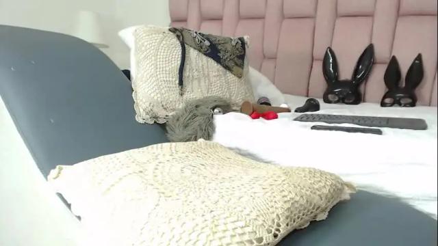Image 3 of katt_rose_8 Stream on Chaturbate on 12 days ago