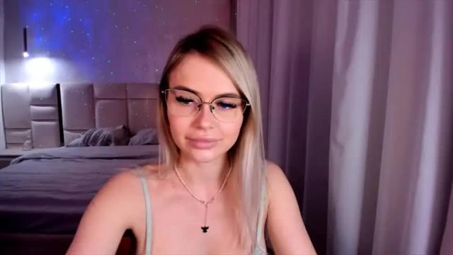 Image 11 of kattelovelyy Stream on Chaturbate on 14 months ago