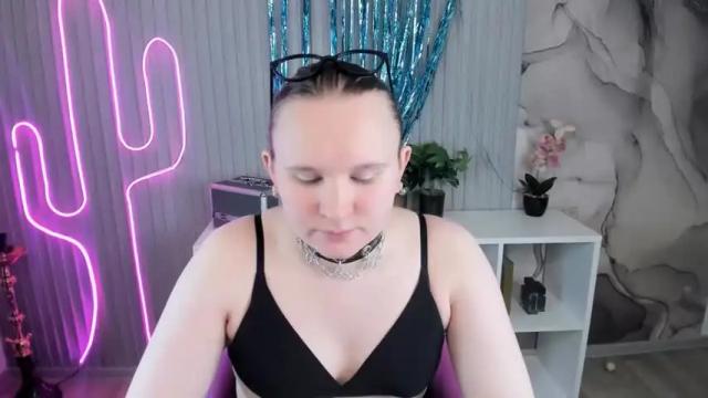 Image 6 of kattie_cat Stream on Chaturbate on 17 months ago