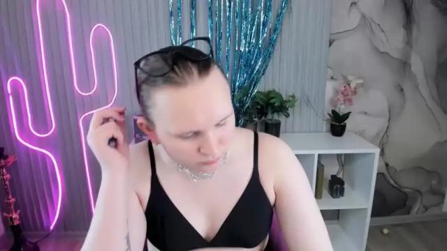 Image 7 of kattie_cat Stream on Chaturbate on 17 months ago