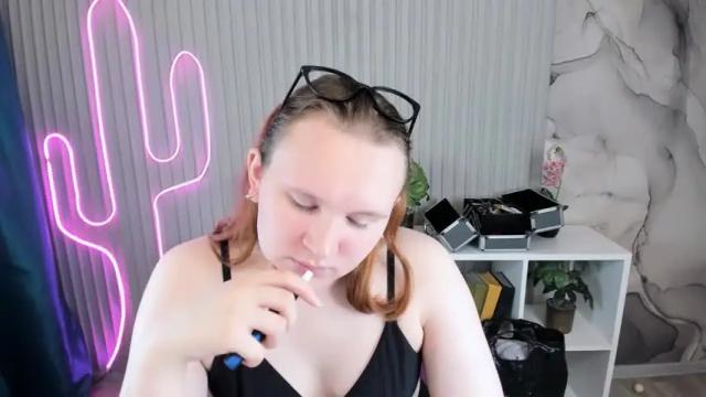 Image 11 of kattie_cat Stream on Chaturbate on 16 months ago
