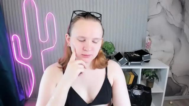 Image 4 of kattie_cat Stream on Chaturbate on 16 months ago