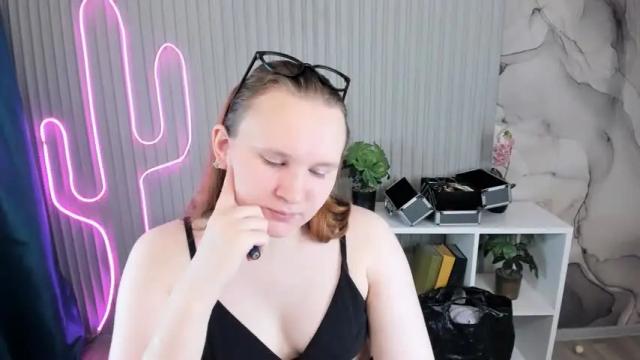 Image 7 of kattie_cat Stream on Chaturbate on 16 months ago