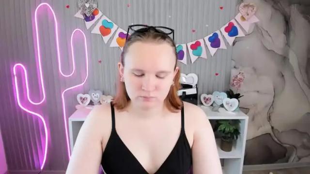 Image 3 of kattie_cat Stream on Chaturbate on 16 months ago