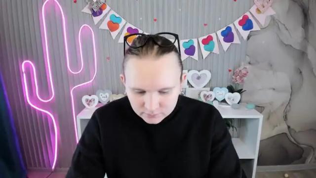 Image 2 of kattie_cat Stream on Chaturbate on 16 months ago