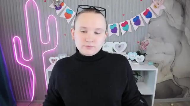 Image 7 of kattie_cat Stream on Chaturbate on 16 months ago