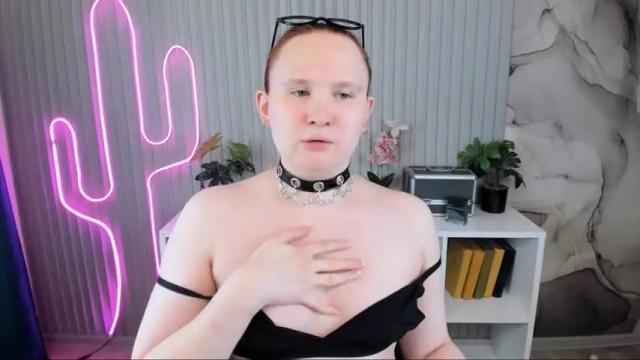 Image 10 of kattie_cat Stream on Chaturbate on 14 months ago