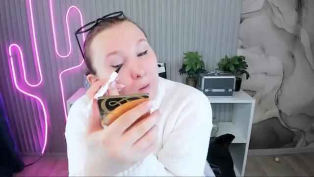 Image 3 of kattie_cat Stream on Chaturbate on 14 months ago