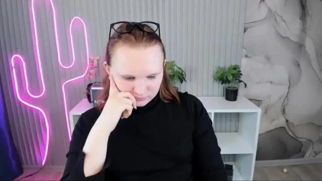 Image 4 of kattie_cat Stream on Chaturbate on 14 months ago