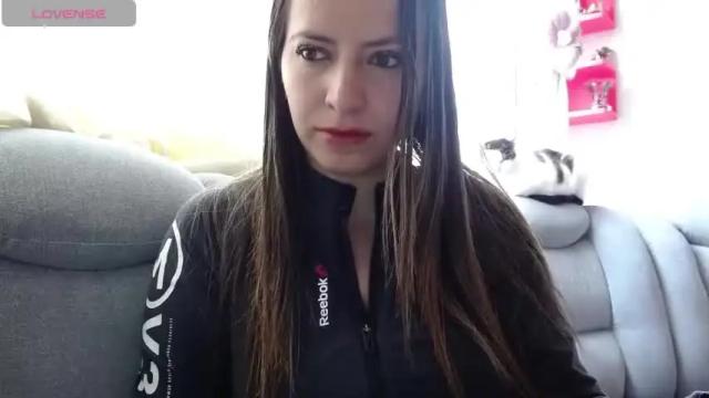 Image 2 of kattie_love Stream on Chaturbate on 15 months ago