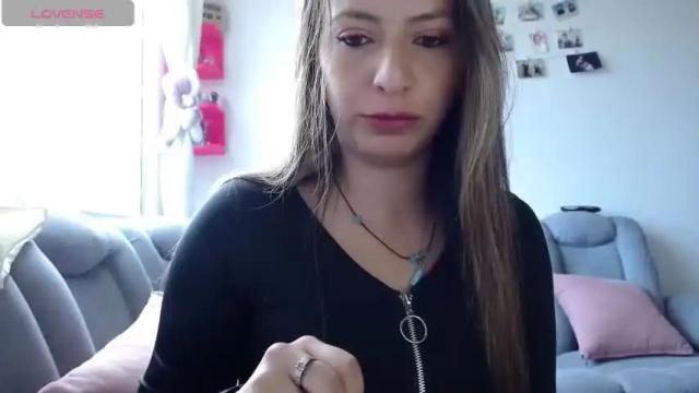 Image 12 of kattie_love Stream on Chaturbate on 14 months ago