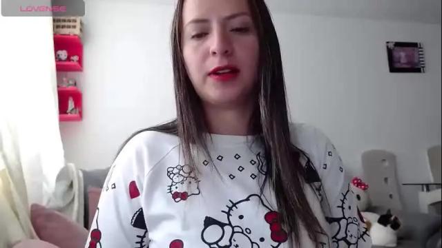 Image 10 of kattie_love Stream on Chaturbate on 5 months ago
