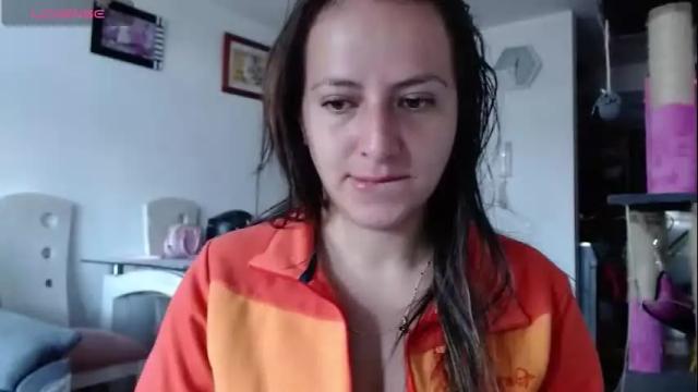 Image 3 of kattie_love Stream on Chaturbate on 3 months ago