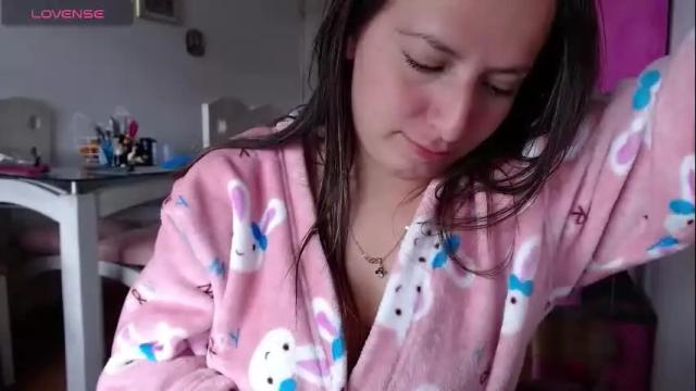 Image 3 of kattie_love Stream on Chaturbate on 3 months ago