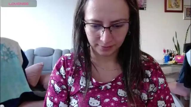 Image 12 of kattie_love Stream on Chaturbate on 3 months ago