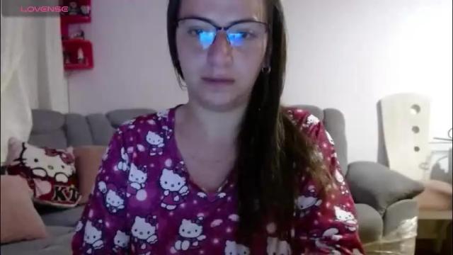 Image 2 of kattie_love Stream on Chaturbate on 2 months ago
