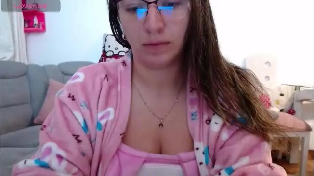 Image 4 of kattie_love Stream on Chaturbate on 2 months ago