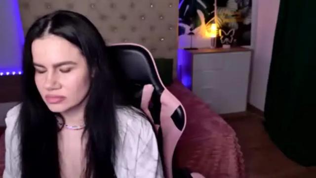 Image 4 of kattiesims Stream on Chaturbate on 1 month ago