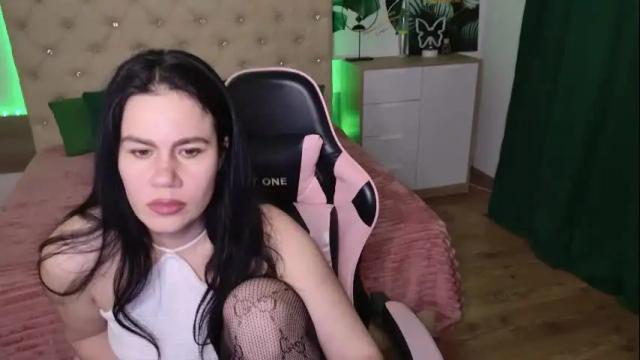 Image 3 of kattiesims Stream on Chaturbate on 1 month ago