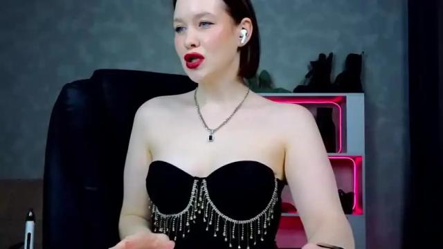 Image 2 of katttymoon_ Stream on Chaturbate on 13 months ago