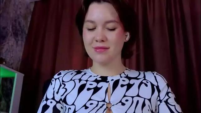 Image 4 of katttymoon_ Stream on Chaturbate on 3 months ago