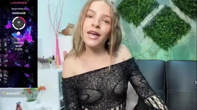 Image 12 of katty_spencer__ Stream on Chaturbate on 2 months ago