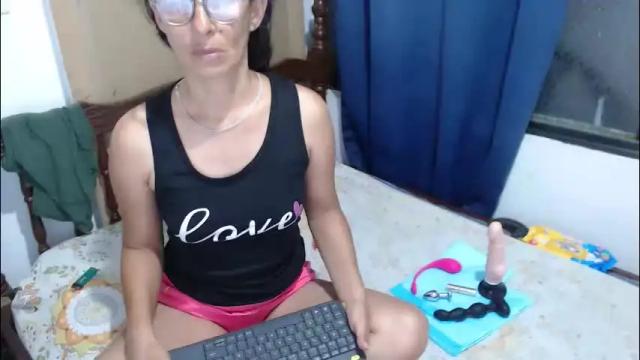 Image 4 of kattydirty144 Stream on Chaturbate on 20 days ago