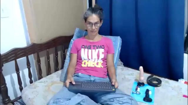 Image 4 of kattydirty144 Stream on Chaturbate on 7 days ago